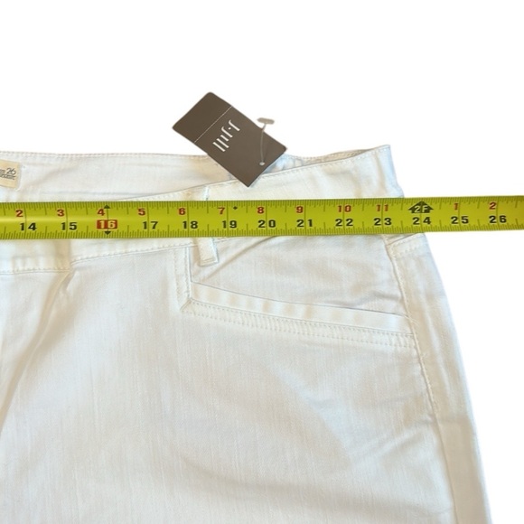 J.Jill white denim jeans PLUS Size 26W,straight leg,slim boyfriend,minimalist - Picture 6 of 9